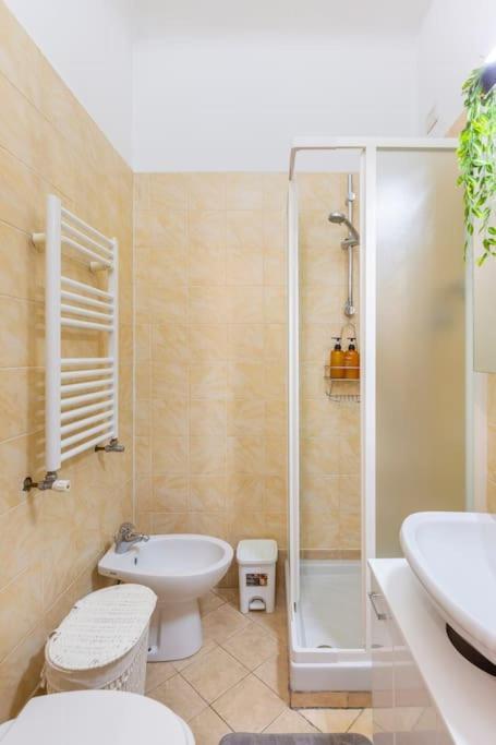 Modern Apartment In Milano Centrale Next To Metro M5 - Sarca 73 Bagian luar foto