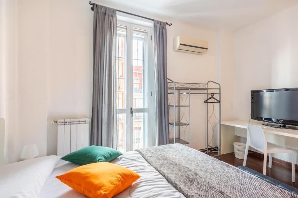 Modern Apartment In Milano Centrale Next To Metro M5 - Sarca 73 Bagian luar foto